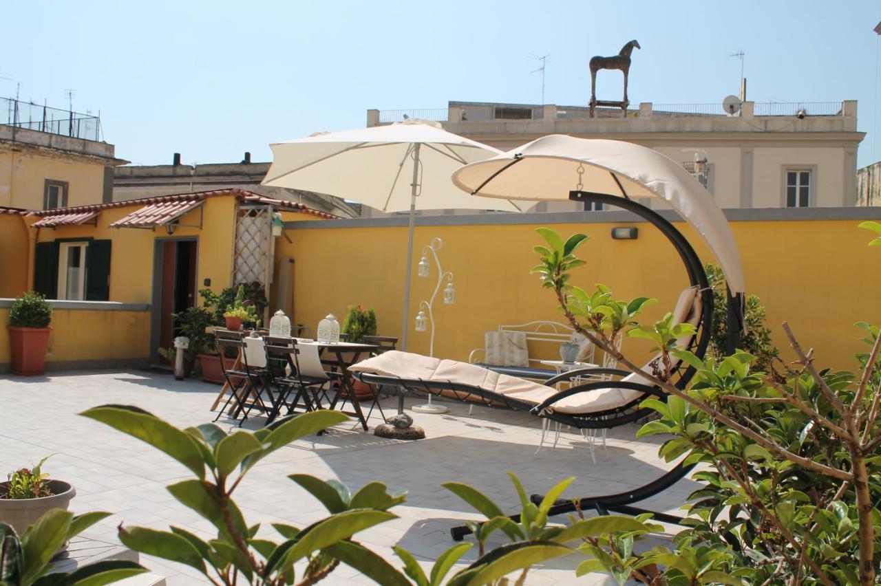 Art Terrace Villa Napoli Bagian luar foto